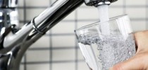 agua-copo-torneira-abre_0