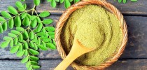 As folhas de moringa são ricas em vitaminas A, B e C, e mineirais; o Centro de Alimentos para o Futuro que popularizar cultivos esquecidos