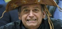 bolsonaro-chapeu-de-couro