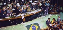 Promulgação da "Constituição Cidadã" - fruto da Nova República "jacobina" cuja parábola chega a um final funesto