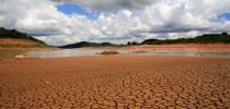 Nível dos reservatórios do Sistema Cantareira cai para 16%