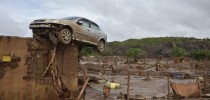 Estragos no distrito de Bento Rodrigues após rompimento da barragem de Fundão de mineradora da Samarco, em Mariana
(Douglas Magno/O Tempo/AE)