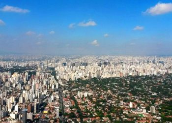 MAIS VERDE NO CINZA