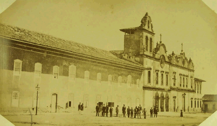 Convento (já convertido em faculdade) e Igrejas de S. Francisco e da Ordem Terceira em 1862 (foto de Militão Augusto de Azevedo