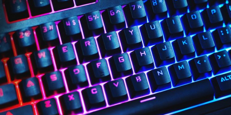 TECLADO MECÂNICO: UMA OPÇÃO DURADOURA E SUSTENTÁVEL