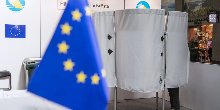 A EUROPA REAGE CONTRA O GLOBALISMO