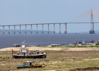 SECA EXTREMA NA AMAZÔNIA: RIO NEGRO ATINGE MÍNIMA HISTÓRICA