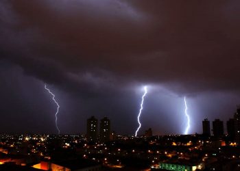 ATENDIMENTO ÀS EMERGÊNCIAS CLIMÁTICAS NOS CENTROS URBANOS
