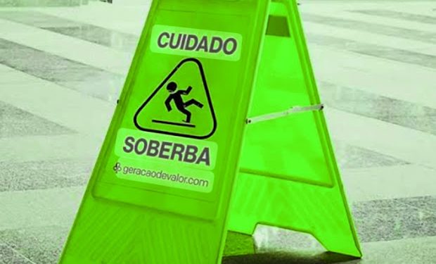 A PIRÂMIDE DA ARROGÂNCIA – TRAGÉDIA DO BRASIL