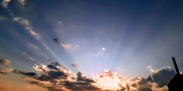 A RESSURREIÇÃO DE CRISTO TAMBÉM REPRESENTA A RENOVAÇÃO DA CIDADANIA