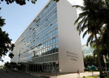 MEIO AMBIENTE E O “MINISTÉRIO DO IMPOSSÍVEL”