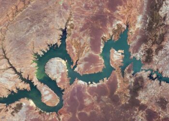 USO EXCESSIVO DE ÁGUA SUBTERRÂNEA AMEAÇA O FLUXO DOS RIOS NO BRASIL, APONTA ESTUDO