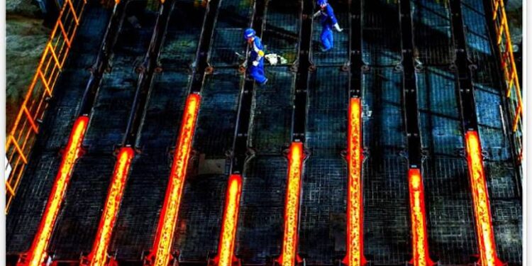 O AÇO CHINÊS E O DESASTRE BRASILEIRO