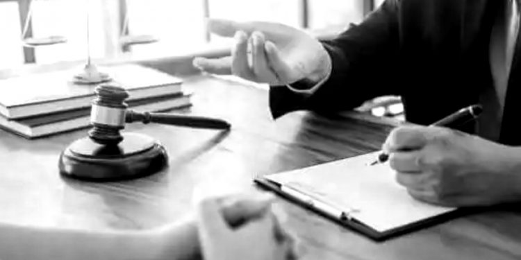 NAS PROFISSÕES JURÍDICAS, SONHOS DOS PAIS NEM SEMPRE SÃO OS DOS FILHOS