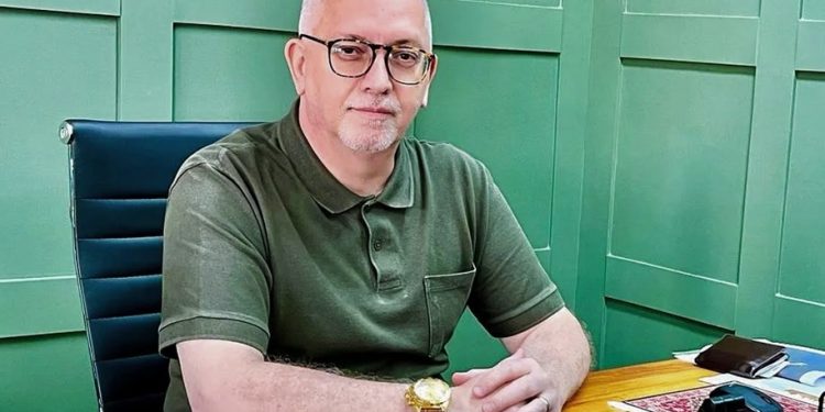 ORDEM NÃO É DOGMA, CONSTITUIÇÃO NÃO É BÍBLIA. GOVERNAR CONTRA A SOCIEDADE É GOLPE…