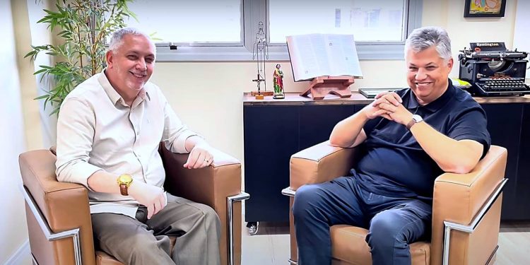 A INTELIGÊNCIA ARTIFICIAL FERRAMENTA DE CONSTRUÇÃO OU DESTRUIÇÃO ?