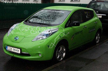 Modelo elétrico Nissan Leaf  já é táxi em Tallinn, Estônia (foto) e agora também está em São Paulo. Imagem: Reprodução/Internet