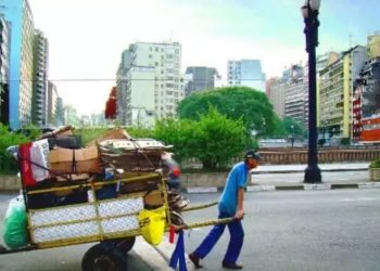 TST ACOLHE ESTUDO DE INCLUSÃO SOCIAL DE CATADORES E CARROCEIROS
