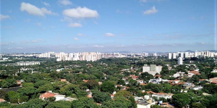 COMO FLORESTAS BENEFICIAM AS PESSOAS QUE VIVEM NAS CIDADES