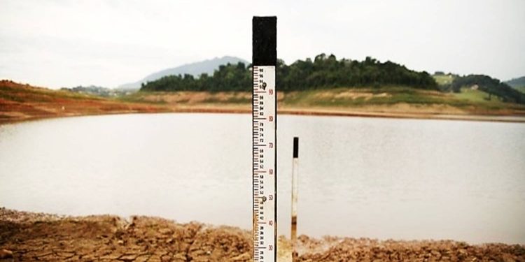 LENÇOL FREÁTICO: O MELHOR RESERVATÓRIO URBANO PARA AS ÁGUAS DE CHUVA