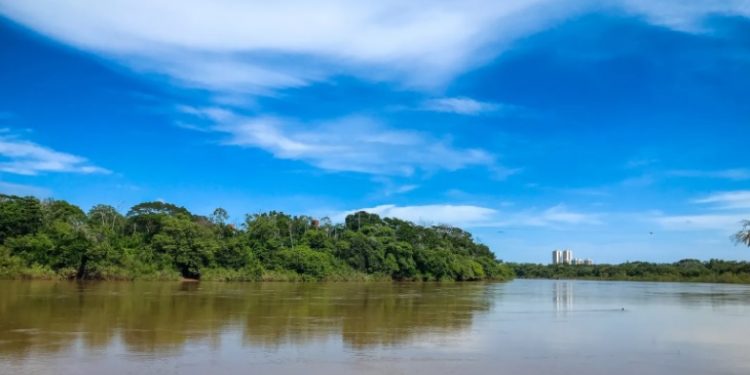 RIO CUIABÁ: RIBEIRINHOS RESISTEM À CONSTRUÇÃO DE USINAS NAS ÁGUAS QUE ABASTECEM O PANTANAL