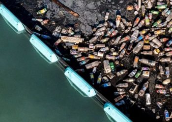 COMO TECNOLOGIA PODE AJUDAR A RESOLVER PROBLEMA DE PLÁSTICO EM OCEANOS