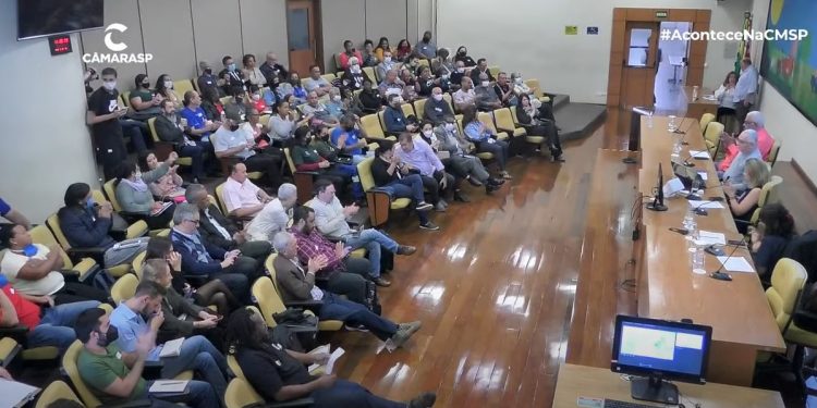 ENCONTRO COM CATADORES E COOPERATIVAS COM REPRESENTANTES DA PREFEITURA DE SÃO PAULO – GESTÃO DE RESÍDUOS E REJEITOS