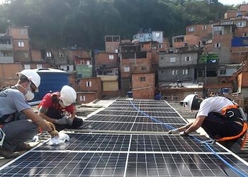 PERIFERIA SUSTENTÁVEL INAUGURA A 1ª MICRO GERADORA DE ENERGIA SOLAR DA QUEBRADA