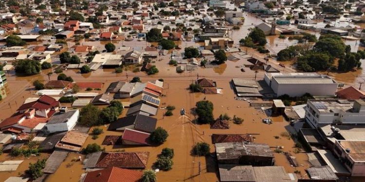 ‘CIDADES INTEIRAS DO RS TERÃO QUE MUDAR DE LUGAR’, DIZ PESQUISADOR QUE ALERTOU PARA DESPREPARO CONTRA CHUVAS