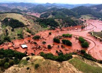 SEIS ANOS DEPOIS, ATINGIDOS NO DESASTRE DE MARIANA EXIGEM REPARAÇÃO