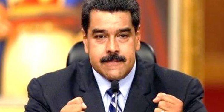 COM MADURO NA LATRINA DA HISTÓRIA, É PRECISO ACIONAR A DESCARGA