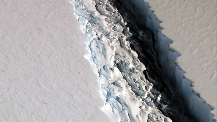  NASA Rachadura na plataforma de gelo Larsen C