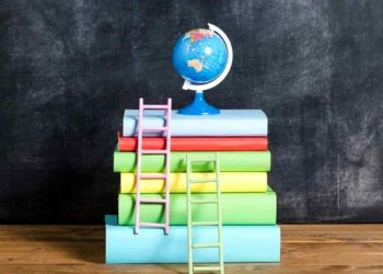 EDUCAÇÃO PARA FORMAR O MUNDO