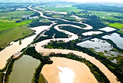 Rio Paraiba do Sul, Rio de Janeiro - Imagem reproduzida da internet.