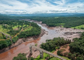 ATINGIDOS POR TRAGÉDIA DE BRUMADINHO DENUNCIAM VALE POR FALTA DE ÁGUA