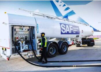 COMBUSTÍVEL SUSTENTÁVEL DE AVIAÇÃO (SAF): LIDERANÇA VS. ESCALA — O DILEMA GLOBAL E A OPORTUNIDADE ESTRATÉGICA DO BRASIL
