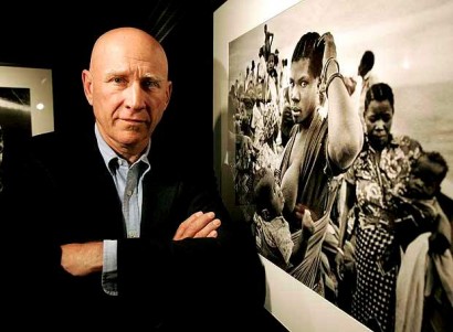 Sebastião Salgado e foto do seu projeto Gênesis - imagem reproduzida da internet.