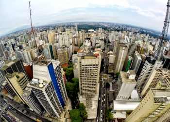SECRETÁRIO EXECUTIVO DE MUDANÇAS CLIMÁTICAS FALA SOBRE AÇÕES DE PREVENÇÃO E ENFRENTAMENTO FACE AOS EFEITOS DO CLIMA NA CIDADE DE SÃO PAULO NO PROGRAMA EXPRESSO CAPITAL