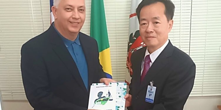 SHENZHEN E SÃO PAULO RUMO À DESCARBONIZAÇÃO