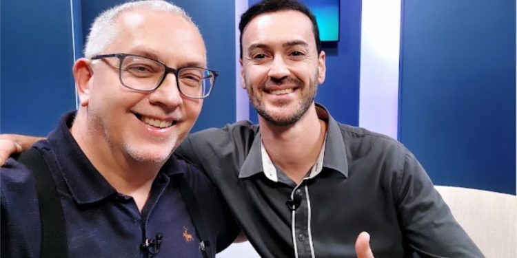 SÉRGIO TAVARES – UMA ENTREVISTA : TRAJETÓRIA E DENÚNCIA DO GLOBALISMO