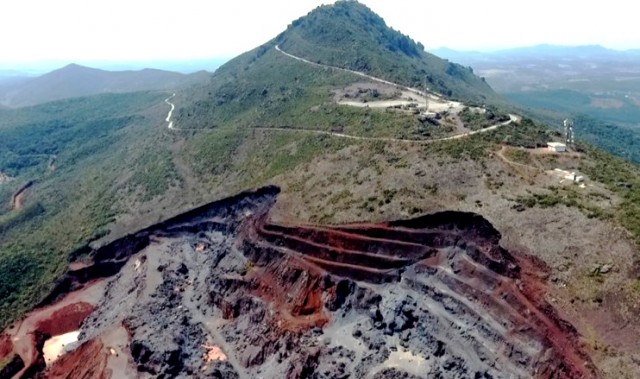 Denúncia:  Mineração destruidora na Serra da Piedade em tempo de pandemia