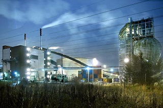 Usina em Uppsala, Suécia. País nórdico é um dos líderes mundiais em produção de energia a partir do lixo. (Foto: Reprodução/Flickr)