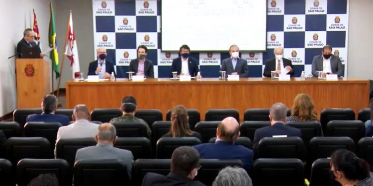 PREFEITURA DE SÃO PAULO PROMOVE EVENTO COM ESPECIALISTAS NA BUSCA DE SOLUÇÕES PARA O ENFRENTAMENTO DAS MUDANÇAS CLIMÁTICAS